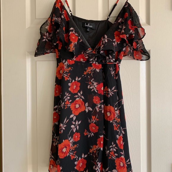 NWOT Lulu’s Wrap Dress - Picture 4 of 7